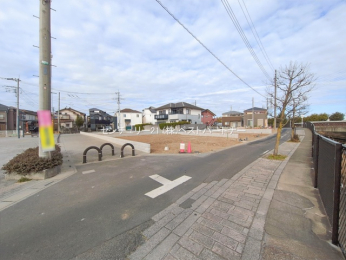 �O�ʓ��H�܂ތ��n�ʐ^�@-