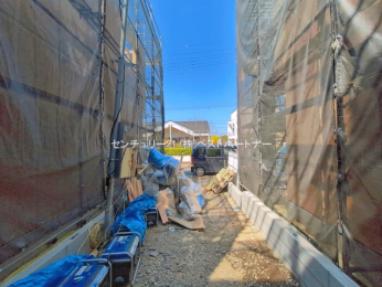 �O�ʓ��H�܂ތ��n�ʐ^�@-