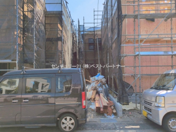 �O�ʓ��H�܂ތ��n�ʐ^�@-