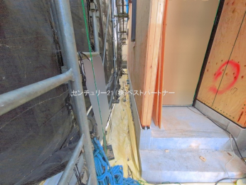 �O�ʓ��H�܂ތ��n�ʐ^�@-