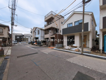 �O�ʓ��H�܂ތ��n�ʐ^�@-