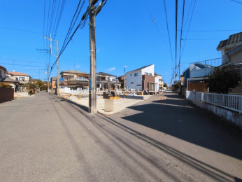 �O�ʓ��H�܂ތ��n�ʐ^�@-