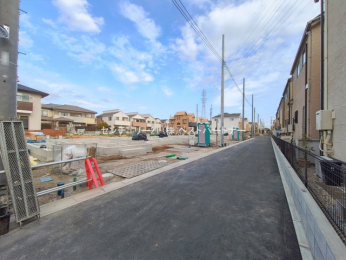 �O�ʓ��H�܂ތ��n�ʐ^�@-