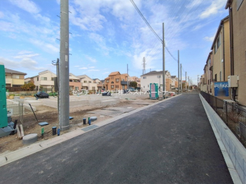 �O�ʓ��H�܂ތ��n�ʐ^�@-