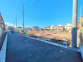 �O�ʓ��H�܂ތ��n�ʐ^�@-