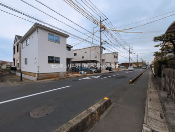 �O�ʓ��H�܂ތ��n�ʐ^�@-