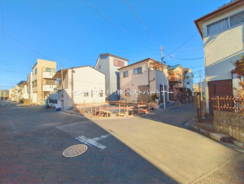 �O�ʓ��H�܂ތ��n�ʐ^�@-