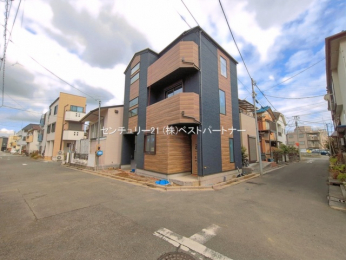 �O�ʓ��H�܂ތ��n�ʐ^�@-