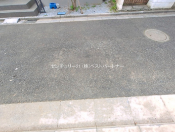 �O�ʓ��H�܂ތ��n�ʐ^�@-