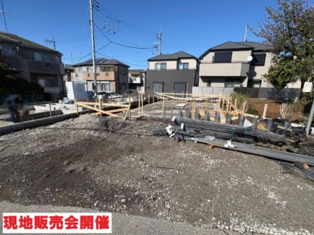 ���̑��@����s���s���с@�V�z�����@����1���I
�쓹�H�A���w�Z�܂œk��6����@
�SLDK�@ZEH�����̉��K�Z���
2����񒓎ԉ\�ȍL�����ԃX�y�[�X��