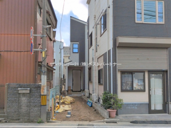 ���ӊ��@����s���̉ƒ��w�Z580m