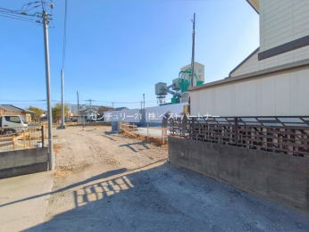 �O�ʓ��H�܂ތ��n�ʐ^�@-