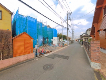 �O�ʓ��H�܂ތ��n�ʐ^�@-