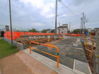 �O�ʓ��H�܂ތ��n�ʐ^�@-