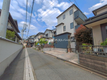 �O�ʓ��H�܂ތ��n�ʐ^�@-