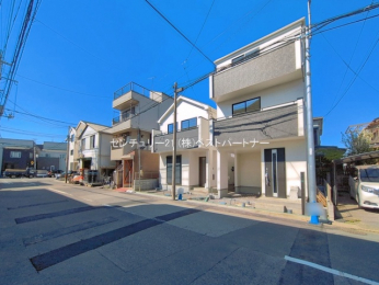 �O�ʓ��H�܂ތ��n�ʐ^�@-