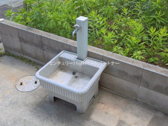 �@-