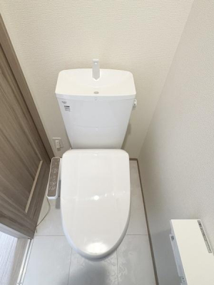 �g�C���@�g�C��
�I�V�����b�g�t���@�\�g�C��
���C�ɖ𗧂����������Ă���A�������K�ɂ��g�������������Ԃł�